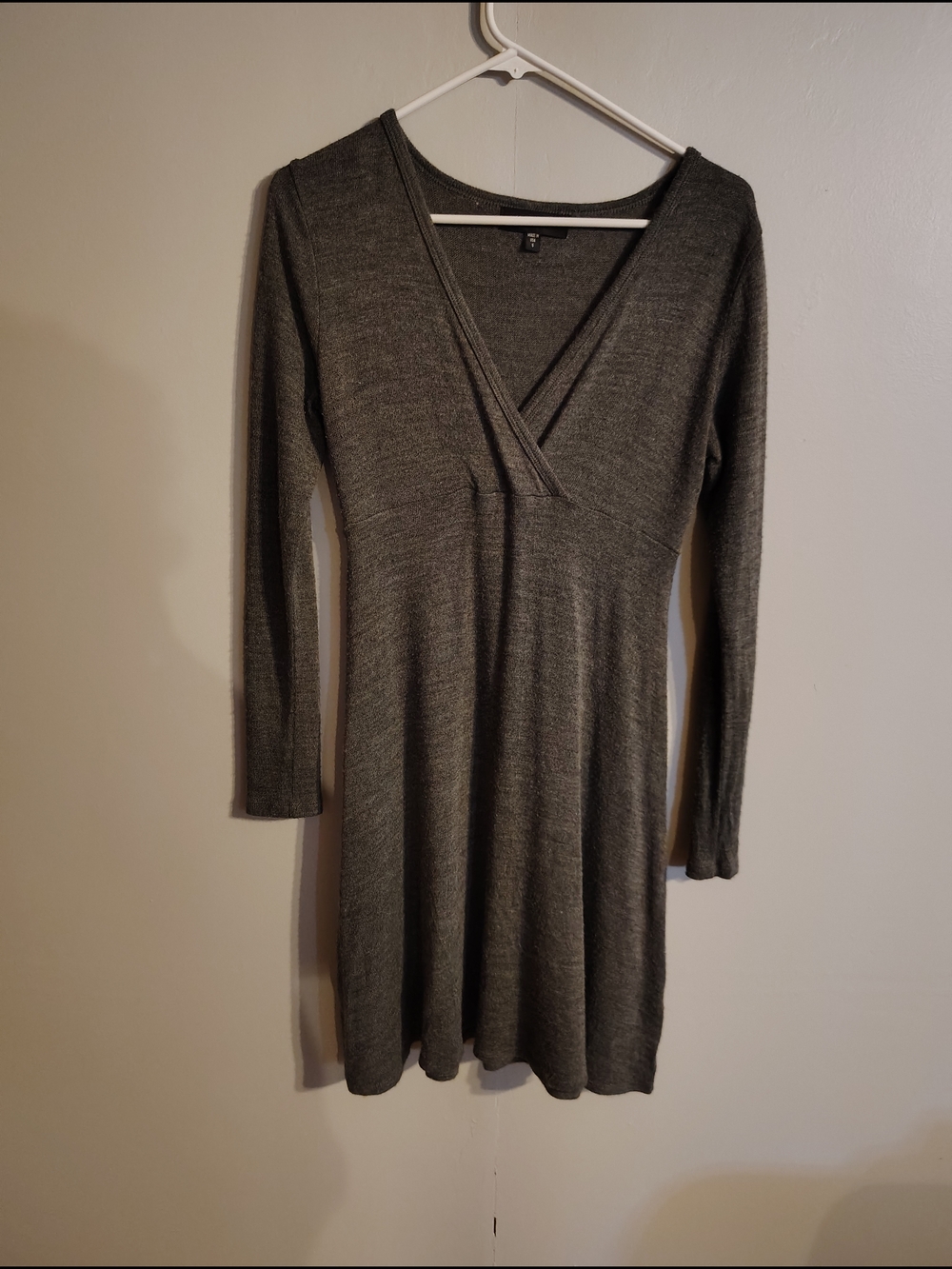 Karen Kane Gray Long Sleeve V-Neck Knit Dress